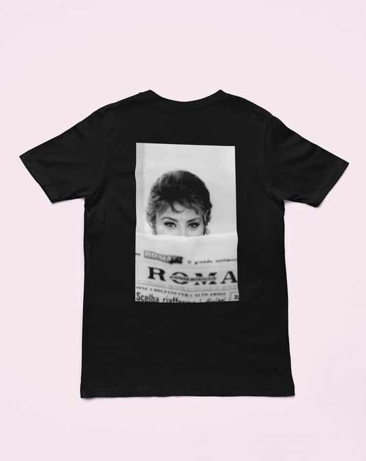 Eyes of Elegance  Sophia Loren Heavyweight Oversized Tee